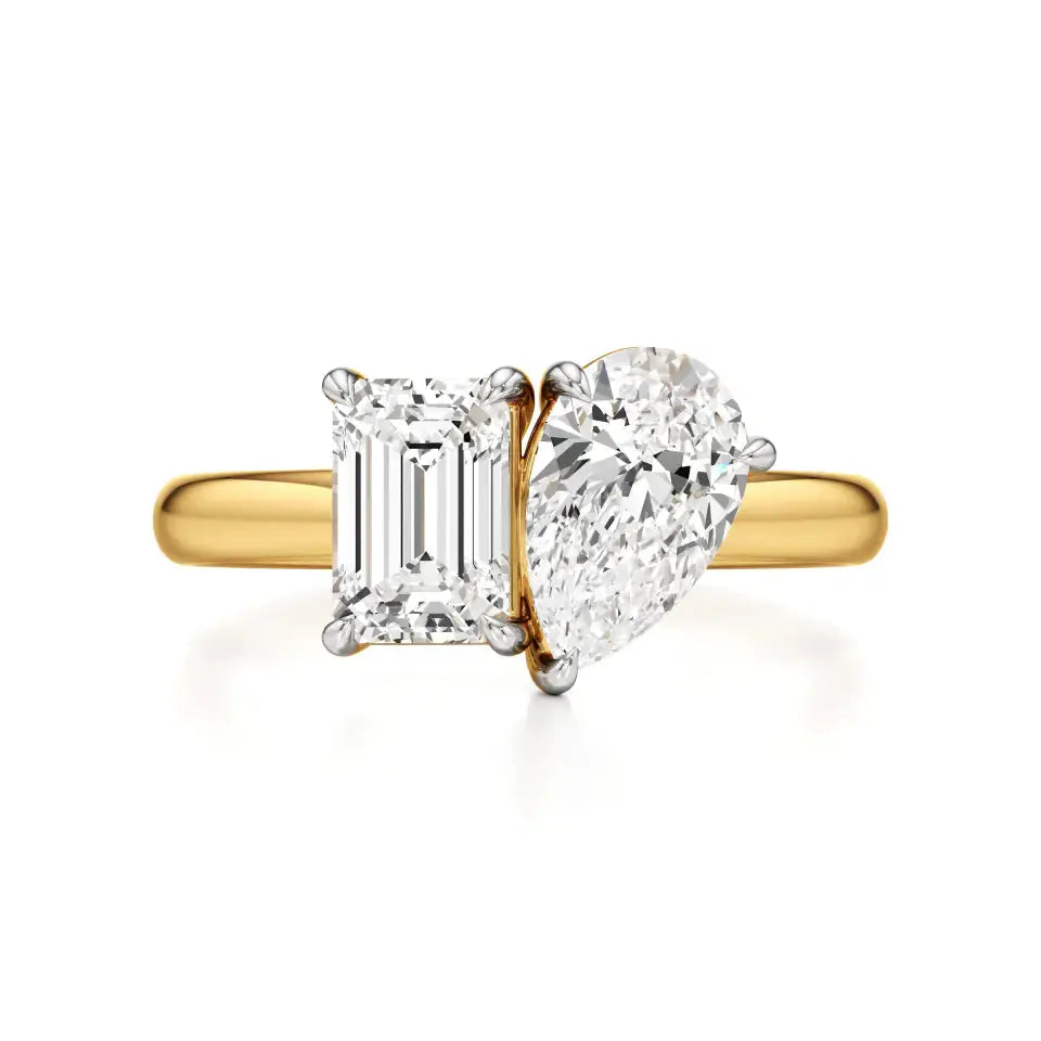 Toi et Moi | Pear & Emerald Lab-Grown Diamond Ring - Nivara
