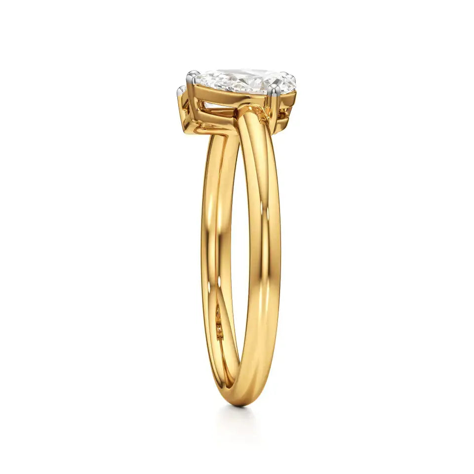 Toi et Moi | Pear & Emerald Lab-Grown Diamond Ring - Nivara