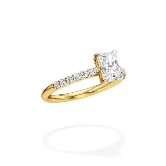 Amara | Round & Emerald Lab-Grown Diamond Ring - Nivara