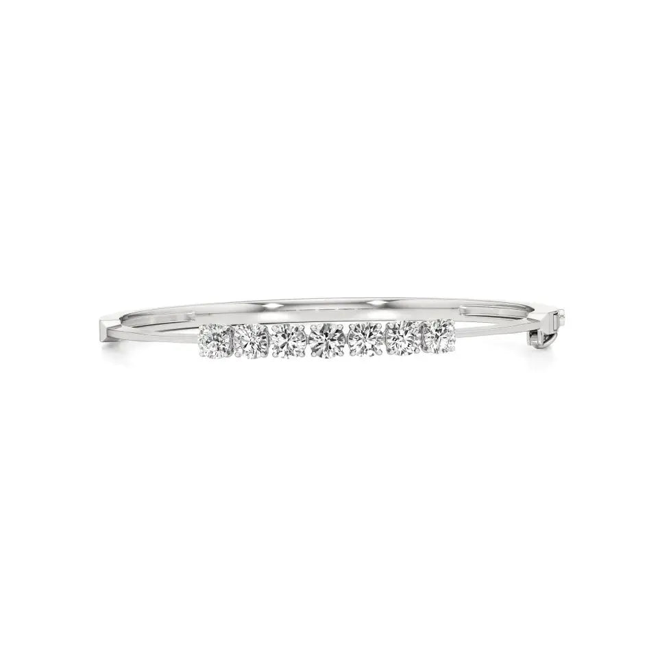 Noor | Classic Seven Lab Grown Diamonds Oval Bangle - Nivara