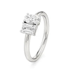 Toi et Moi | Oval & Emerald Lab-Grown Diamond Ring - Nivara