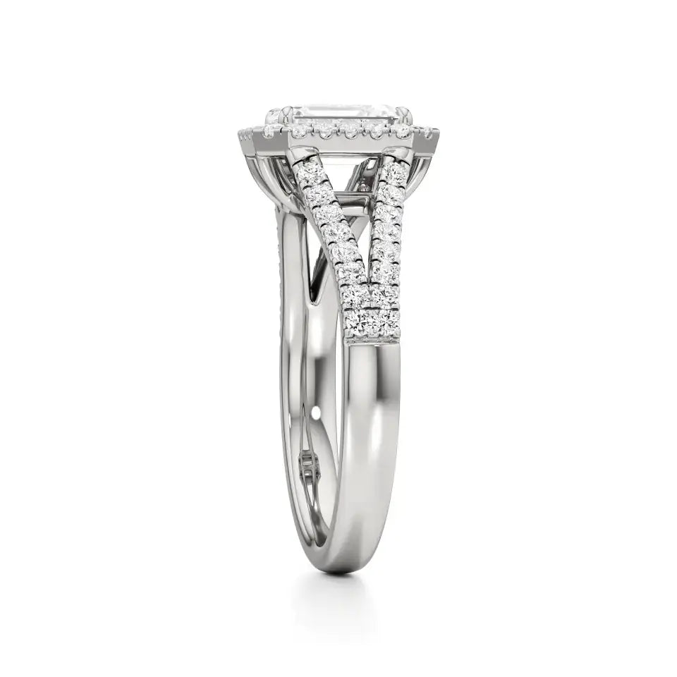 Mira | Round & Emerald Lab-Grown Diamond Halo Ring - Nivara