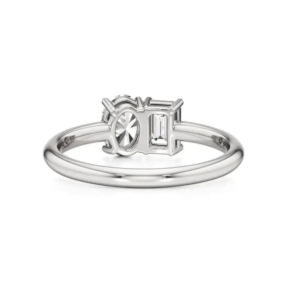 Toi et Moi | Oval & Emerald Lab-Grown Diamond Ring - Nivara