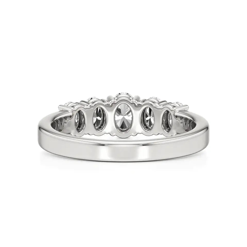 Foreva | Oval Lab-Grown Diamond Ring - Nivara